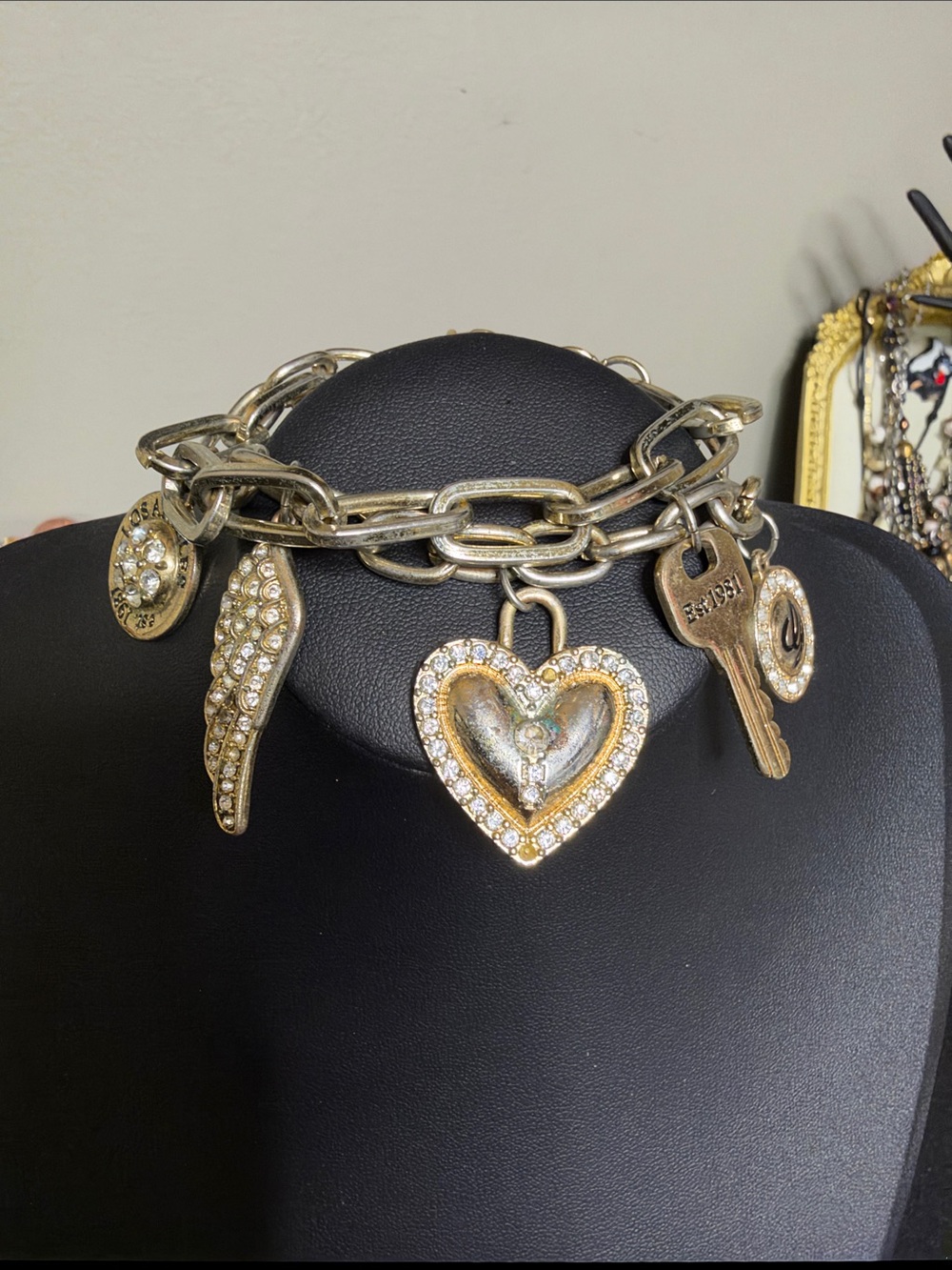 Vintage y2K Guess Gold-Tone Heart Charm & Key Charm Bracelet Rhinestone Jewelry